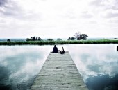 Cheap flights to Melbourne: Lake-side