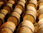 Cheap flights to Bordeaux: Wine barrels