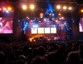 Cheap flights to Manchester: Oasis in concert