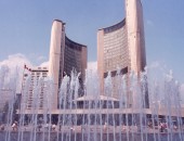 Cheap flights to Toronto: City Hall