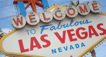 “We’re going to Vegas, baby!” 10 tips for saving big in Vegas