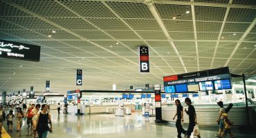 How to pass time at the airport when your flight’s delayed