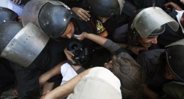 Riot risks: Cairo and Tunis