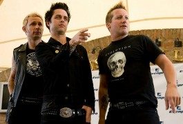 Green Day: time to buckle up!