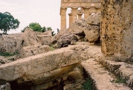 The world’s greatest wonders… in decline