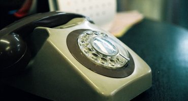 Travel Myth Buster: mobiles on planes