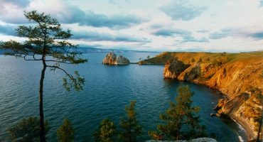 #fridayfinds: lake vacations