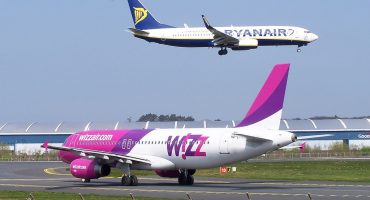 Spain challenges airline baggage fees
