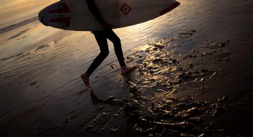 Surf: monster waves in Portugal