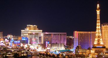 World’s tallest ferris wheel opens in Vegas
