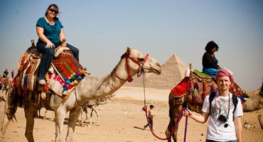 Bomb blasts push FCO to change Egypt travel advice