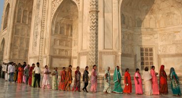 Dress codes abroad: what to wear, what not to wear