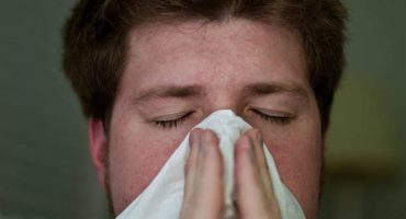 5 ways to avoid getting sick on a flight