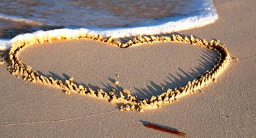 Win 1 of 10 flights for you and your Valentine from Ryanair