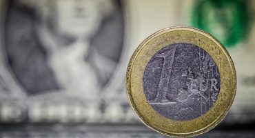 American travellers to cash in on dollar’s euro surge