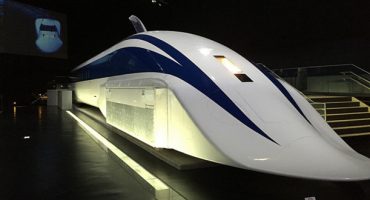 Japanese train breaks speed records at 603 kph