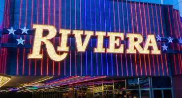 Vegas’ iconic hotel Riviera shut its doors