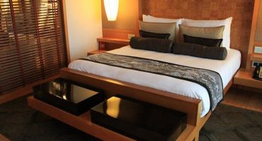 Tokyo turns offices into hotels to keep up with demand