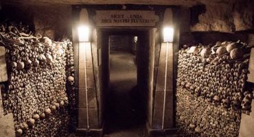 Airbnb offers a night sleeping with 6 million dead bodies